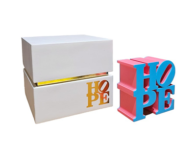 Robert Indiana imzalı tablo — 10×10 cm, 3.500 TL müzayede satışı