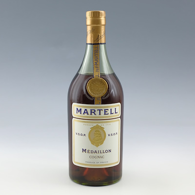MARTELL COGNAC-70 cl. Cognac Martel, 'Medallion' V.S.O.P. , 70'li