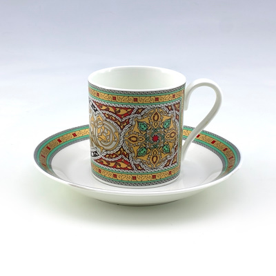 VILLEROY BOCH PORCELAIN, HEINRICH SERIE, ARABJA PATTERN CUP