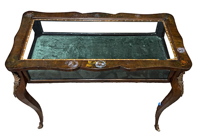Fransız Vitrin imzalı tablo, 6.909 TL müzayede satışı