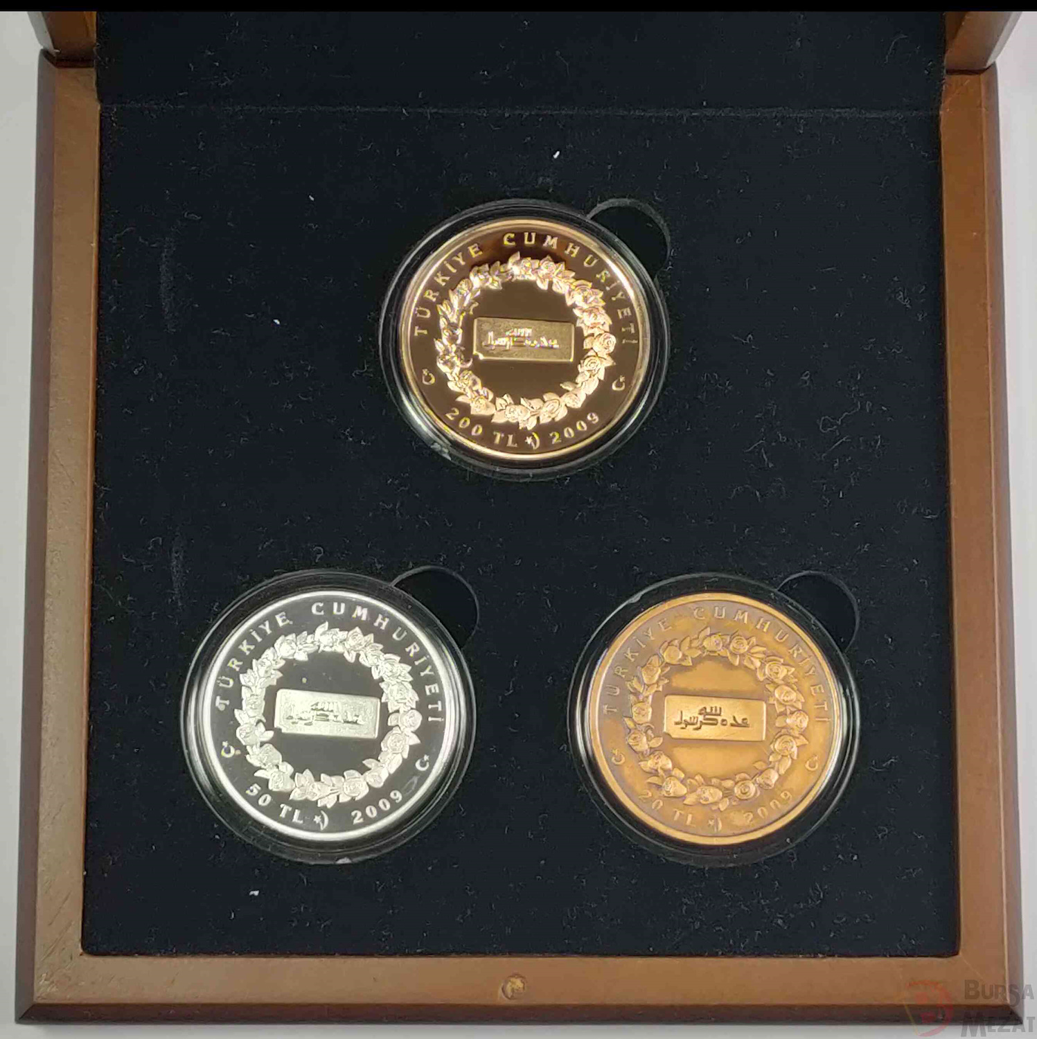 2010 YILI HİCRET'İN 1430. YILI DARPHANE ALTIN-GÜMÜŞ-BRONZ PARA
