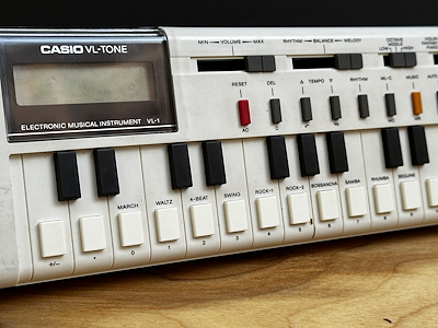 CASIO VL-TONE アナログシンセサイザー[JUNK] CASIO VL-TONE アナログシンセサイザー[JUNK] 【公式通販】