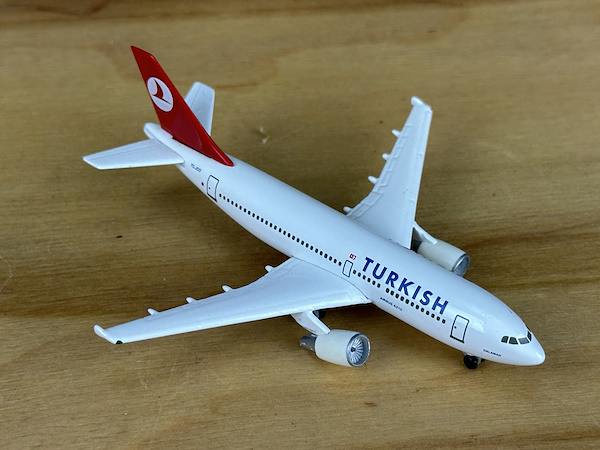 Herpa Wings Turkish Airlines Airbus A310-300 - Dalaman Diecast
