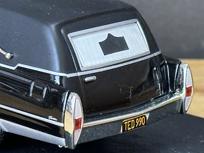 GE Fabbri James Bond - Cadillac Die-cast Model Cenaze Arabası 1:43