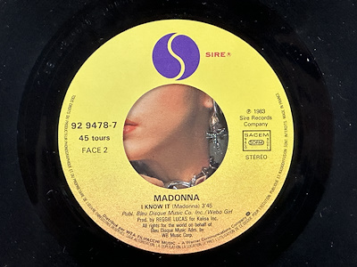 Holiday - Madonna - SINGLE-Dunundunyasi.com - Holiday single