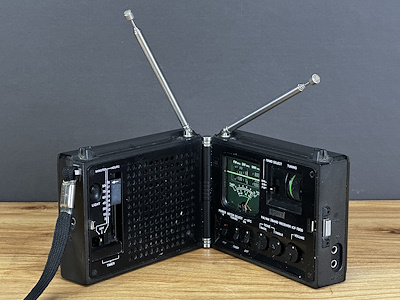 Sony ICF-7800 Katlanır 3 Kant Radyo – Çift Teleskopik Antenli