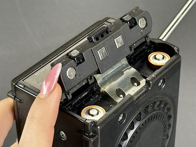 Sony ICF-7800 Katlanır 3 Kant Radyo – Çift Teleskopik Antenli