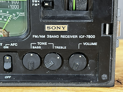 Sony ICF-7800 Katlanır 3 Kant Radyo – Çift Teleskopik Antenli