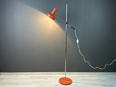 Space Age Stand Light スペースエイジ Space Age Stand Light スペースエイジ Üç Farklı Yönde Ayarlanabilir