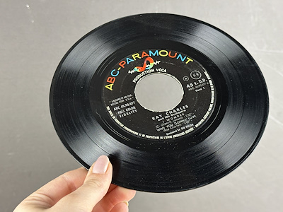 Ray Charles'ın Unutulmaz Sesi: I Wonder - 1960 - SINGLE