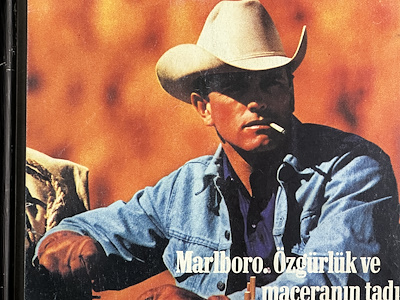 Özgürlük ve Maceranın Tadı: 1986 Marlboro Çerçeveli Orijinal Dergi
