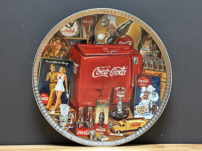Orijinal Coca-Cola Lisanslı Japon Üretim - The Eras of 1940-1950