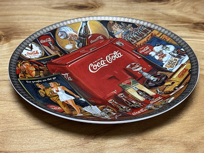 Orijinal Coca-Cola Lisanslı Japon Üretim - The Eras of 1940-1950