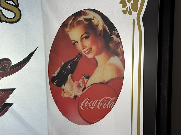 Coca-Cola The Most Refreshing Drink In The World Sloganlı Büyük