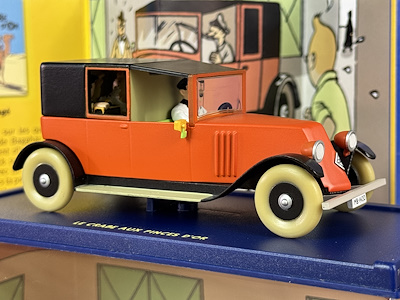 En Voiture Tintin - Moulinsart - Editions Atlas - Renault NN Taksi