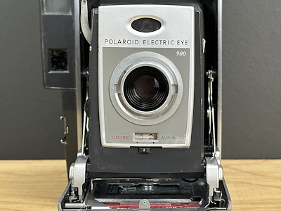 Polaroid Electric Eye 900 Nadir Körüklü Vintage Fotoğraf Makinesi