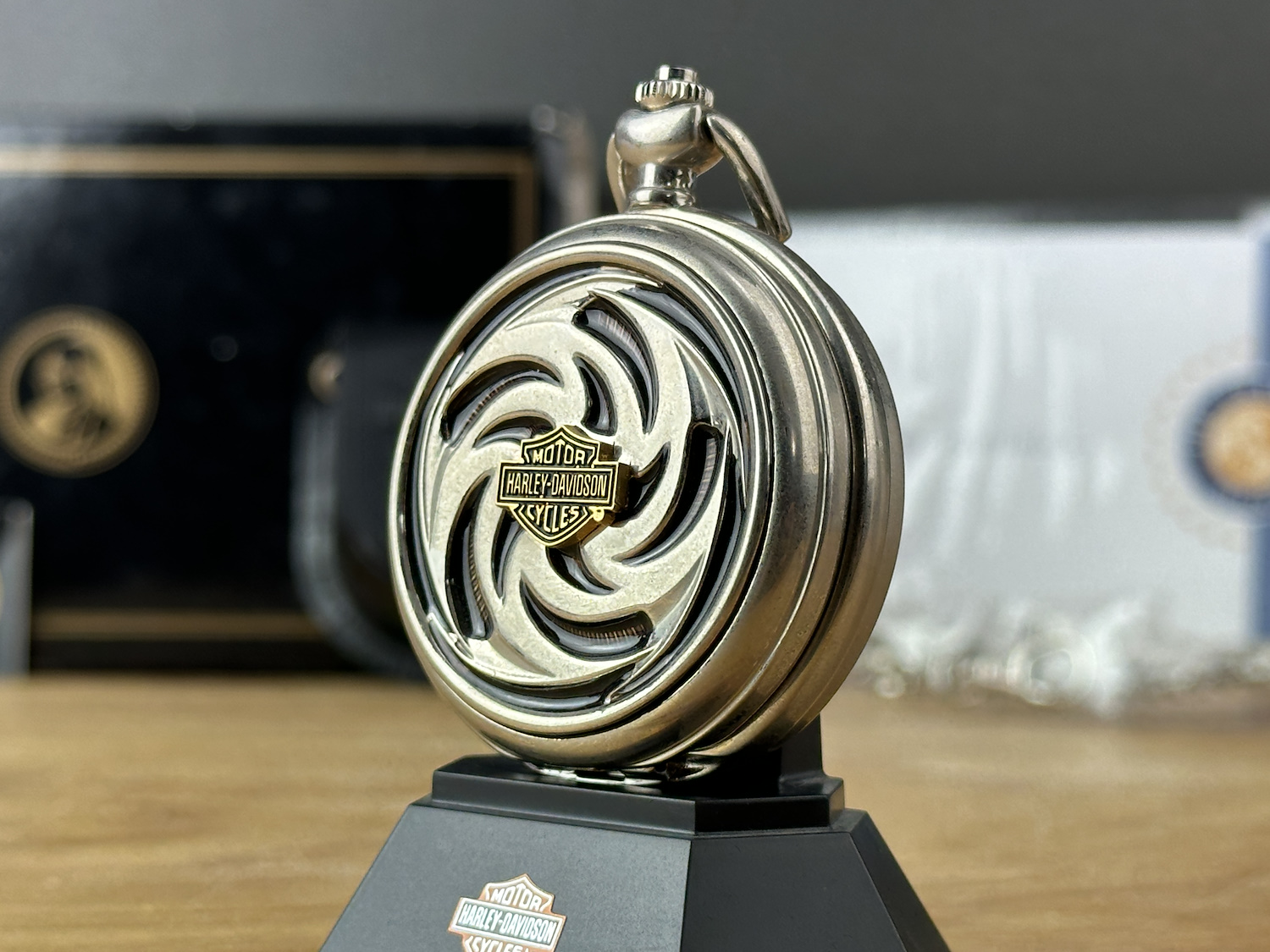 The Franklin Mint - Harley-Davidson Lisanslı Türbin Kabartmalı