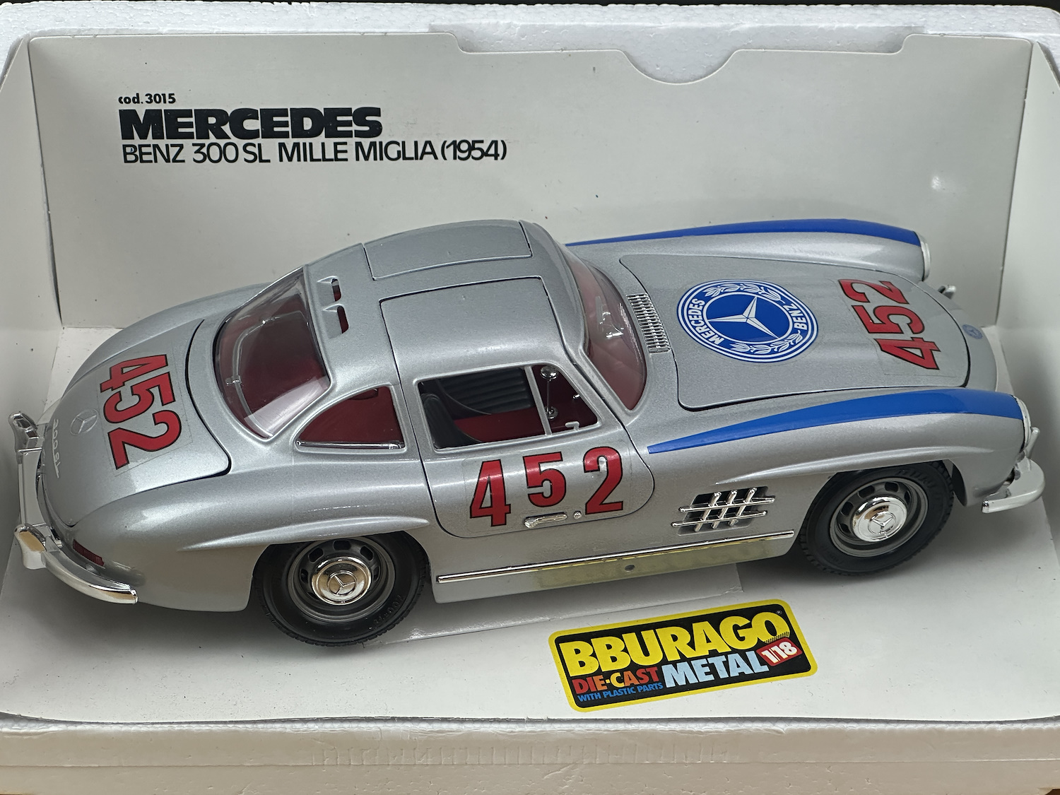 Bburago Lisanslı İtalyan Mercedes Benz 300 SL Mille Miglia (1954