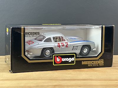 BBURAGO TUTKUSU Diecast Otomobil Müzayedesi | Dünün Dünyası