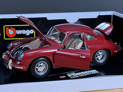 PORSCHE 356B 1961 ブラーゴ　イタリア製 Bburago İtalyan 1/18 Ölçek - Porsche 356 B Coupe (1961) Model