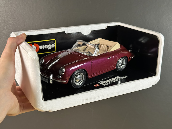 Porsche 356 B Cabriolet (1961) cod. 3031 - Bburago İtalyan Üretim