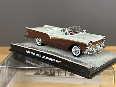 Ford Fairlane - James Bond: Die Another Day - GE Fabbri - 1:43