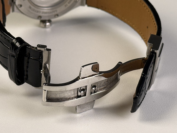 Maurice Lacroix İsviçre Üretim - AI 6008 - 40x48 mm Paslanmaz