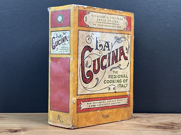 La Cucina: The Regional Cooking of Italy - Accademia Italiana