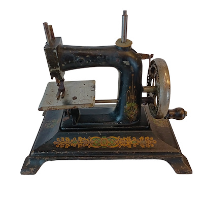 Alman Jc Dikiş Makinesi-1920 Li Yıllara Ait Döküm Gövde , Çalışır