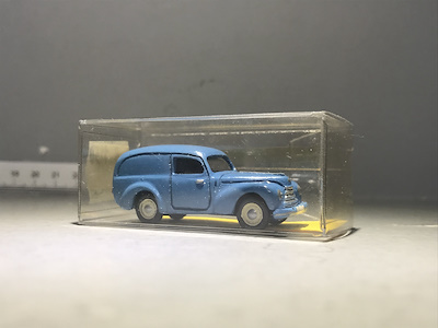 Dinky Toys Austin Van Mavi 1:87 Diecast Model Araç Kutulu