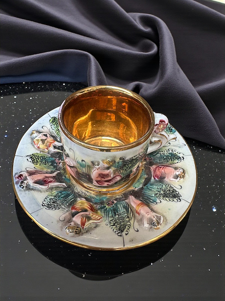 幻の陶器　カポディモンテ Capodimonte Nadir Capodimonte Kabartmalı ve Altın Yaldızlı İçi Dolu Porselen