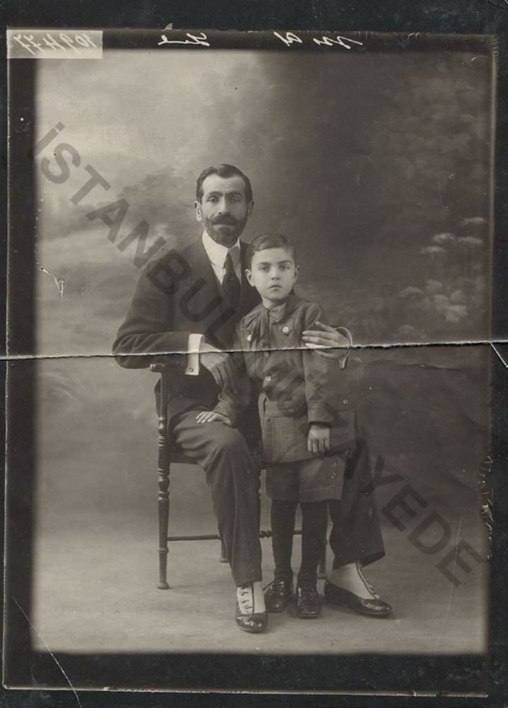 Servet-i Fünun ve Fecr-i Âti dönemi Türk edebiyatının önemli şairlerinden FAİK ALİ (Ozansoy) (1876 - 1950) 3 ADET FOTOĞRAF