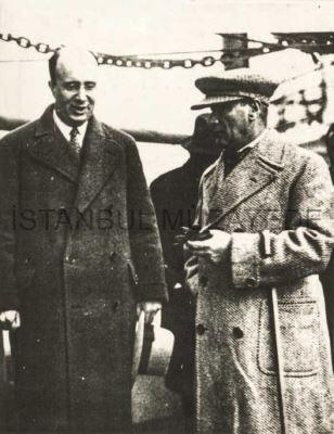 ATATÜRK Moskova Elçisi Vasıf Çınar İle Fotoğraf | İstanbul Müzayede